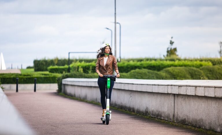 Lime e-scooter in Milton Keynes