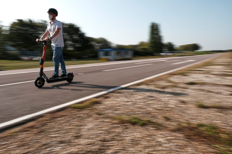 Spin e-scooter