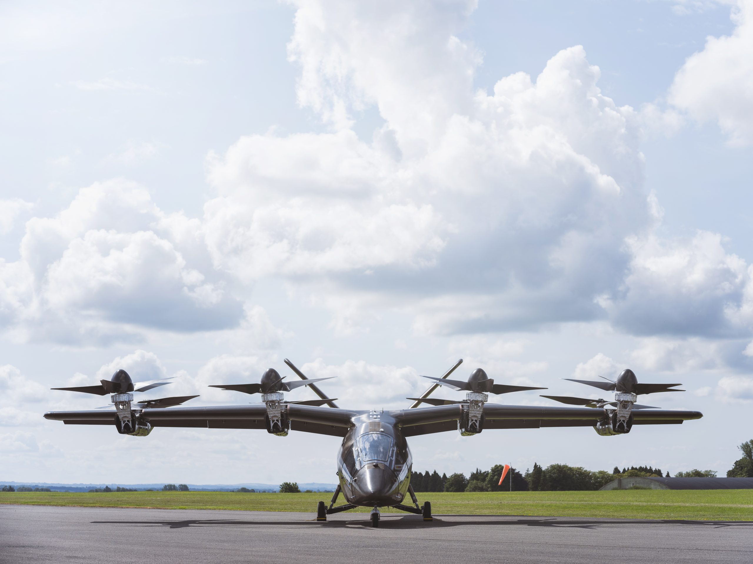 Unlocking Economic Benefits Through Advanced Air Mobility in the UK